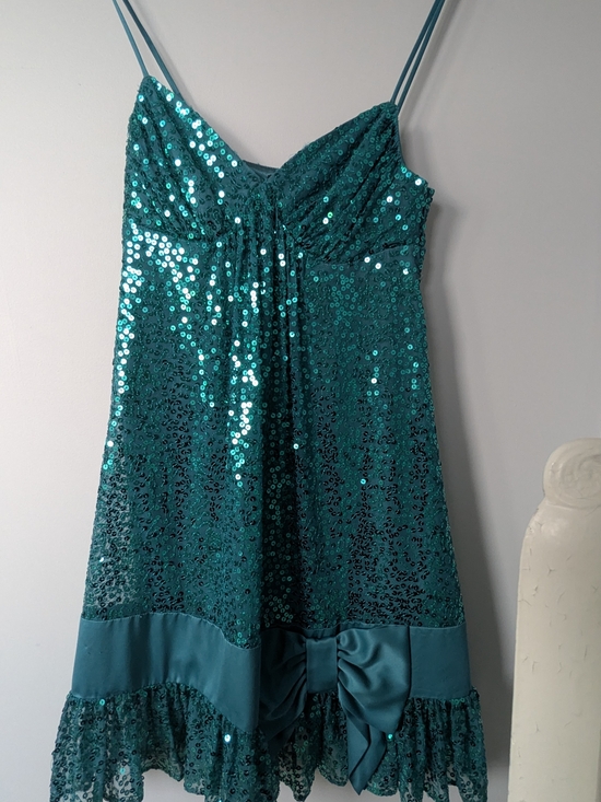 Betsey Johnson Dresses & Skirts - BETSEY JOHNSON Vintage Emerald Sequin Slip Party Dress - Size 0